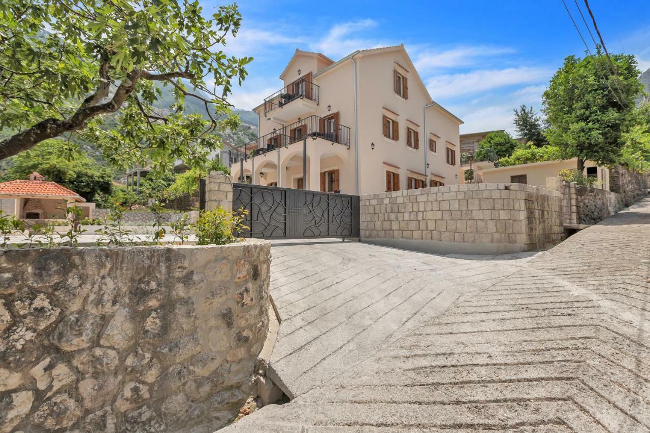 Apartments Mezini 11 Котор Экстерьер фото