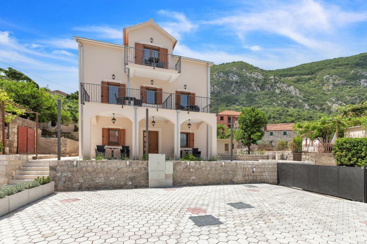 Apartments Mezini 11 Котор Экстерьер фото