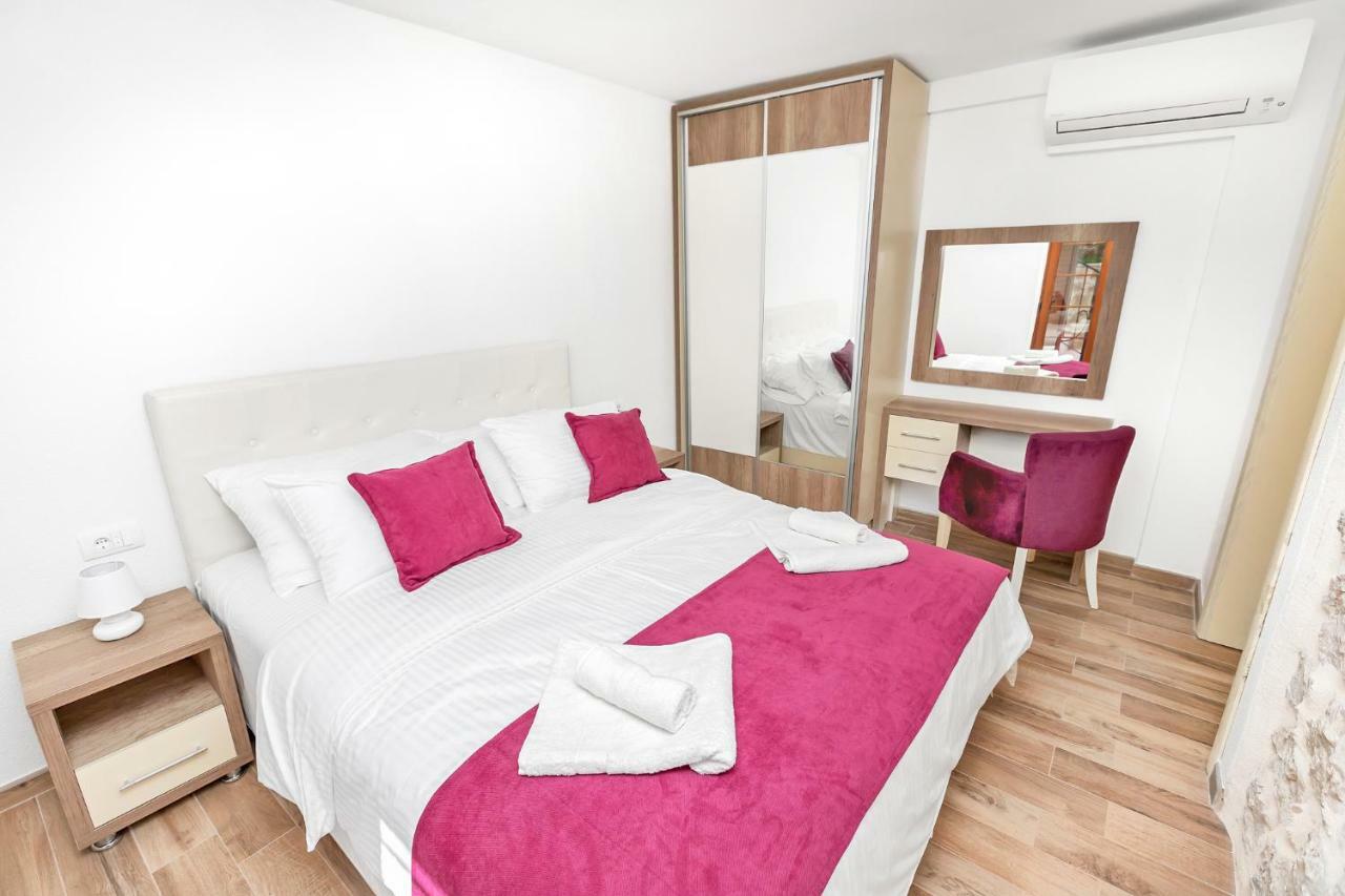Apartments Mezini 11 Котор Экстерьер фото