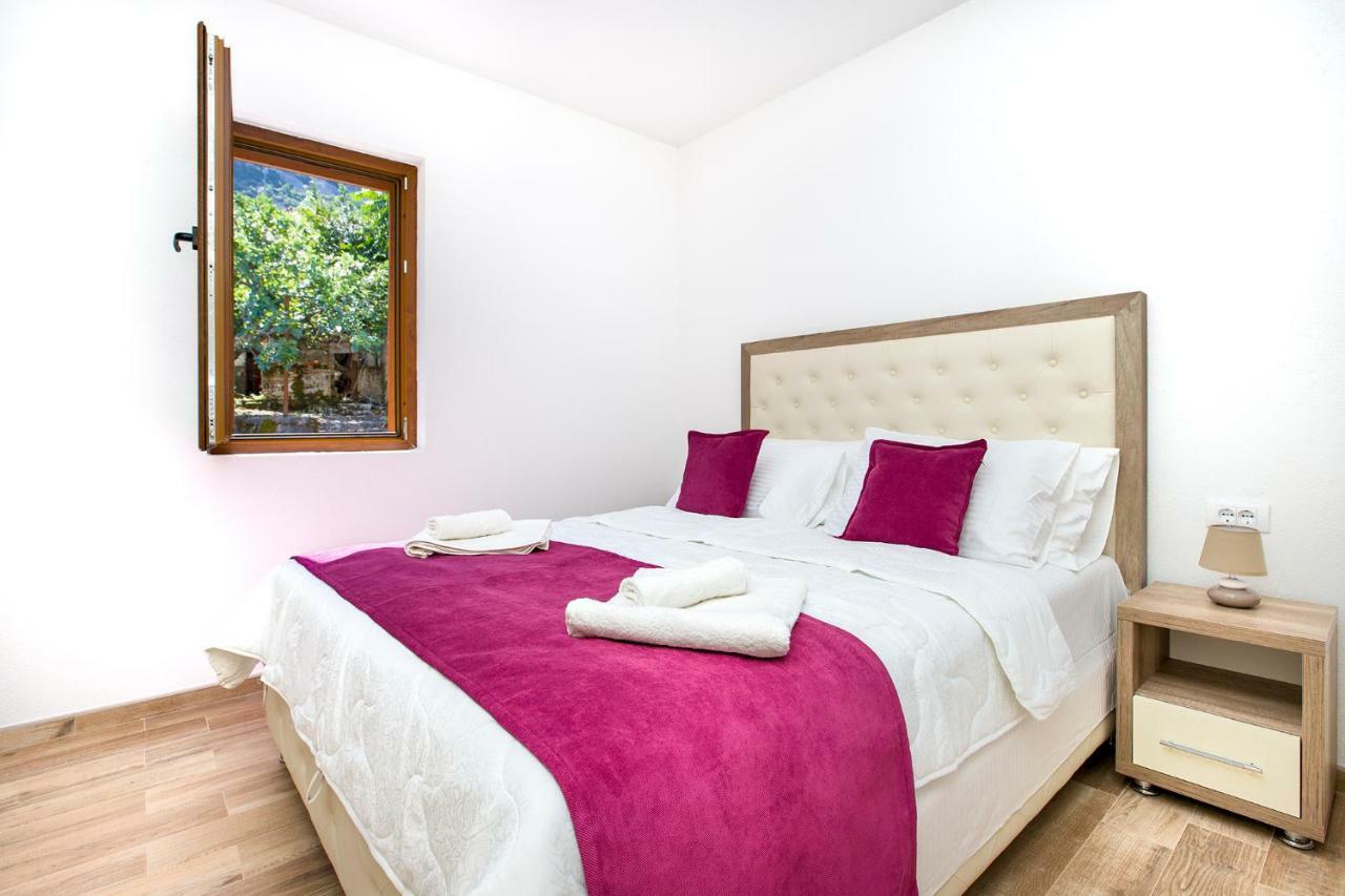 Apartments Mezini 11 Котор Экстерьер фото