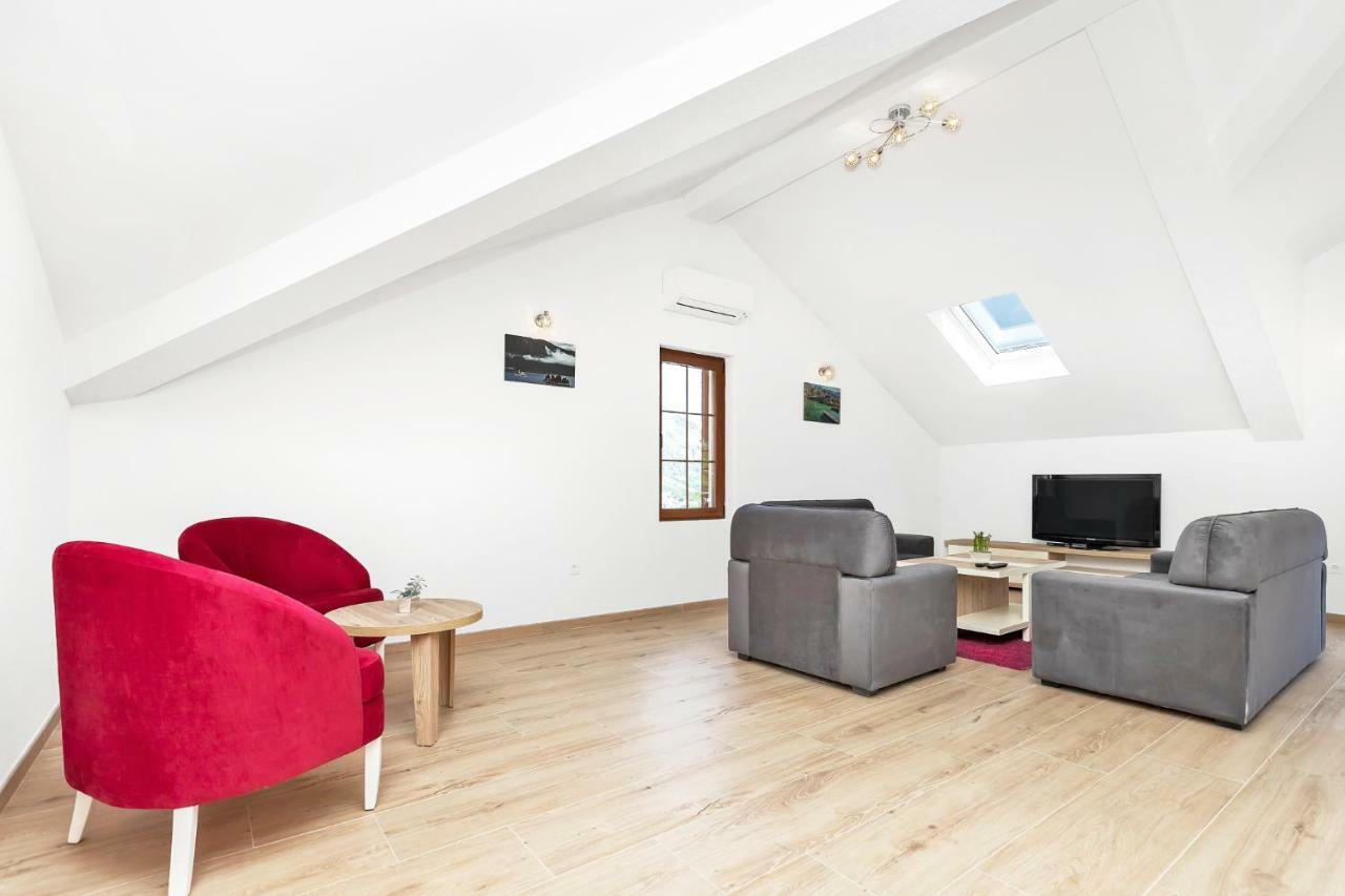 Apartments Mezini 11 Котор Экстерьер фото